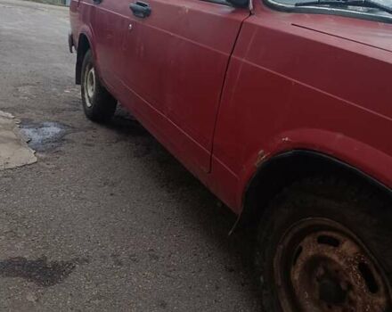 Красный ВАЗ 2107, объемом двигателя 1.45 л и пробегом 300 тыс. км за 450 $, фото 3 на Automoto.ua