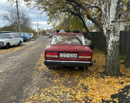 ВАЗ 2107 1990 в Изюме на Automoto.ua Красный ВАЗ 2107, объемом двигателя 1.3 л и пробегом 300 тыс. км за 523 $, фото 3 на Automoto.ua