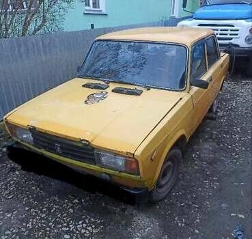 Червоний ВАЗ 2107, об'ємом двигуна 0 л та пробігом 100 тис. км за 1200 $, фото 1 на Automoto.ua
