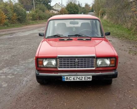 Красный ВАЗ 2107, объемом двигателя 1.5 л и пробегом 330 тыс. км за 764 $, фото 4 на Automoto.ua