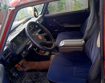 ВАЗ 2107 1990 в Славянске на Automoto.ua Красный ВАЗ 2107, объемом двигателя 1.5 л и пробегом 0 тыс. км за 350 $, фото 3 на Automoto.ua