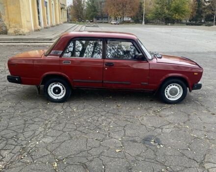 ВАЗ 2107 1990 в Краматорске на Automoto.ua Красный ВАЗ 2107, объемом двигателя 1.6 л и пробегом 180 тыс. км за 833 $, фото 8 на Automoto.ua