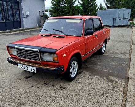 Красный ВАЗ 2107, объемом двигателя 1.5 л и пробегом 400 тыс. км за 1400 $, фото 1 на Automoto.ua