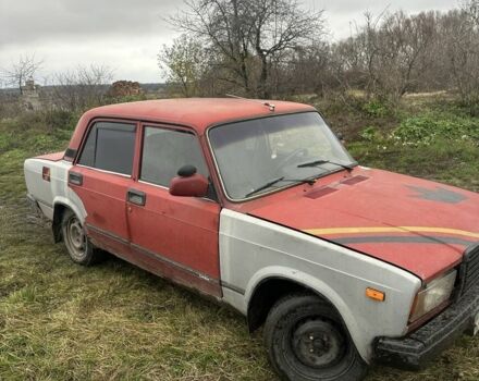 Красный ВАЗ 2107, объемом двигателя 1.5 л и пробегом 666 тыс. км за 714 $, фото 6 на Automoto.ua