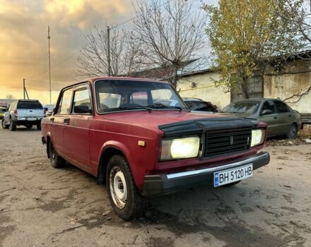 ВАЗ 2107 1991 в Балте на Automoto.ua Красный ВАЗ 2107, объемом двигателя 1.5 л и пробегом 300 тыс. км за 800 $, фото 1 на Automoto.ua