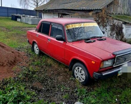 Красный ВАЗ 2107, объемом двигателя 1.5 л и пробегом 2 тыс. км за 720 $, фото 1 на Automoto.ua