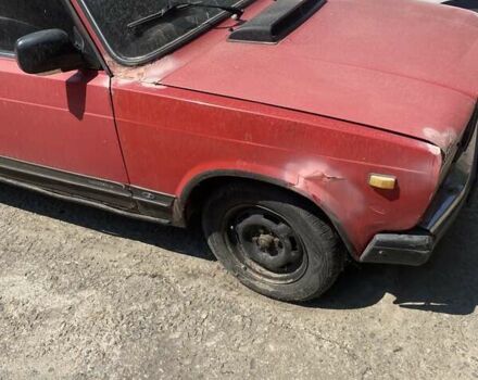 ВАЗ 2107 1991 в Ладыжин на Automoto.ua Красный ВАЗ 2107, объемом двигателя 1.45 л и пробегом 40 тыс. км за 601 $, фото 3 на Automoto.ua