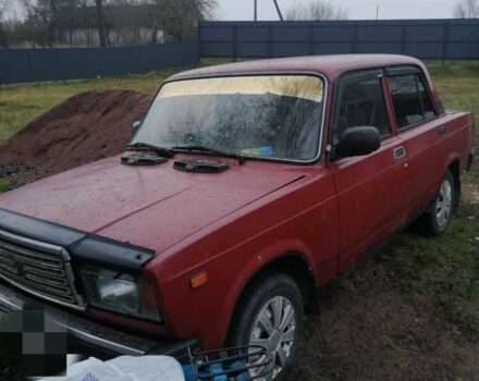 Красный ВАЗ 2107, объемом двигателя 1.5 л и пробегом 2 тыс. км за 720 $, фото 3 на Automoto.ua