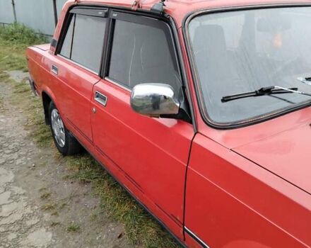 Красный ВАЗ 2107, объемом двигателя 1.5 л и пробегом 125 тыс. км за 1300 $, фото 2 на Automoto.ua