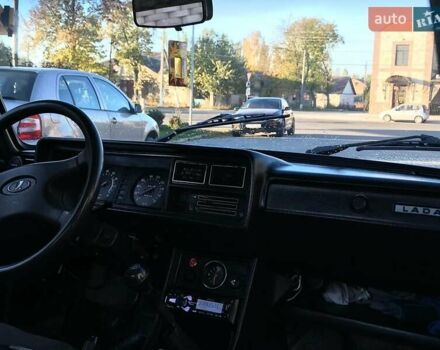 Красный ВАЗ 2107, объемом двигателя 1.6 л и пробегом 376 тыс. км за 1500 $, фото 6 на Automoto.ua