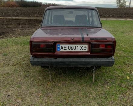 ВАЗ 2107 1991 в Каменское - Днепродзержинск на Automoto.ua Красный ВАЗ 2107, объемом двигателя 1.5 л и пробегом 100 тыс. км за 334 $, фото 3 на Automoto.ua