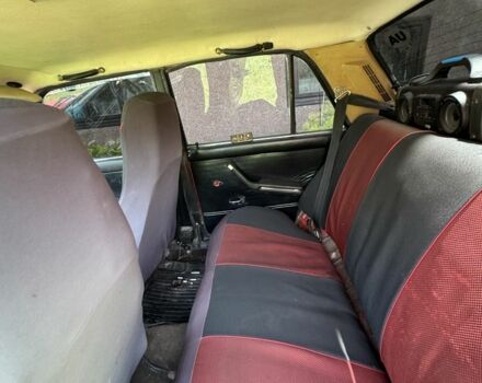 Красный ВАЗ 2107, объемом двигателя 1.3 л и пробегом 20 тыс. км за 399 $, фото 10 на Automoto.ua