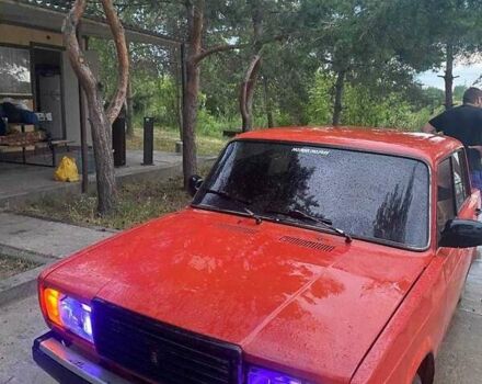 Красный ВАЗ 2107, объемом двигателя 1.5 л и пробегом 92 тыс. км за 831 $, фото 3 на Automoto.ua