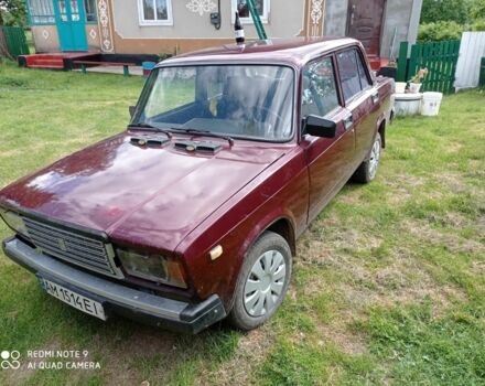 Красный ВАЗ 2107, объемом двигателя 1.5 л и пробегом 200 тыс. км за 597 $, фото 2 на Automoto.ua