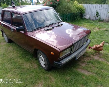 Красный ВАЗ 2107, объемом двигателя 1.5 л и пробегом 200 тыс. км за 597 $, фото 1 на Automoto.ua