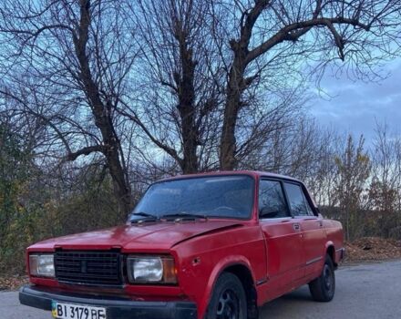 Красный ВАЗ 2107, объемом двигателя 1.3 л и пробегом 100 тыс. км за 358 $, фото 1 на Automoto.ua
