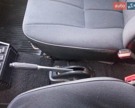 ВАЗ 2107 1992 в Львове на Automoto.ua Красный ВАЗ 2107, объемом двигателя 1.5 л и пробегом 35 тыс. км за 1300 $, фото 13 на Automoto.ua