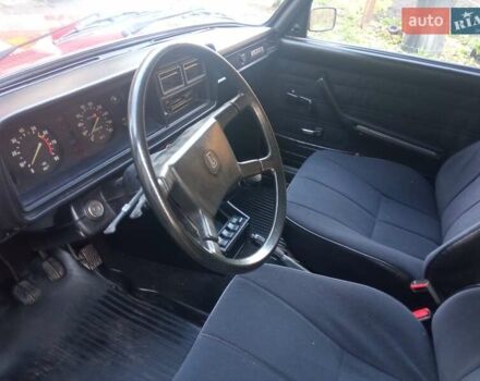 ВАЗ 2107 1992 в Львове на Automoto.ua Красный ВАЗ 2107, объемом двигателя 1.5 л и пробегом 35 тыс. км за 1300 $, фото 14 на Automoto.ua