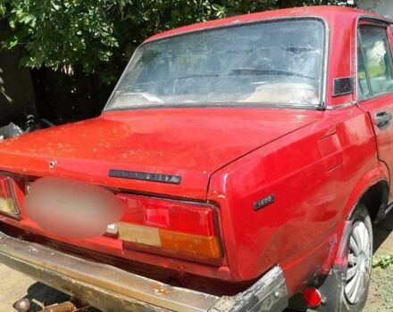 Красный ВАЗ 2107, объемом двигателя 1.1 л и пробегом 150 тыс. км за 832 $, фото 2 на Automoto.ua