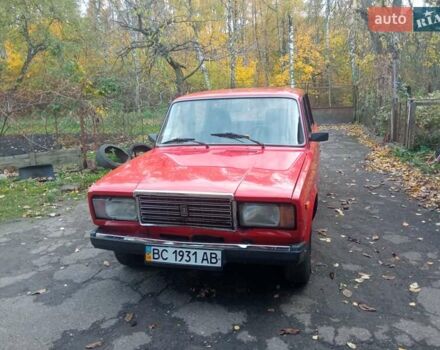 ВАЗ 2107 1992 в Львове на Automoto.ua Красный ВАЗ 2107, объемом двигателя 1.5 л и пробегом 35 тыс. км за 1300 $, фото 27 на Automoto.ua