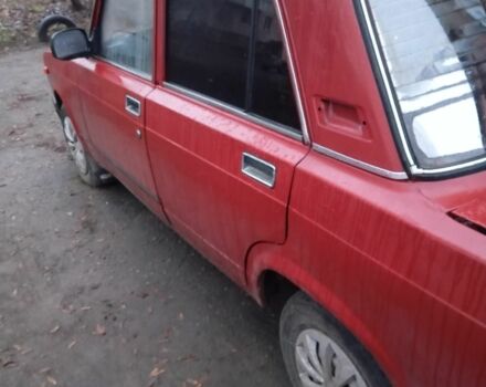 Красный ВАЗ 2107, объемом двигателя 1.5 л и пробегом 1000 тыс. км за 1000 $, фото 1 на Automoto.ua