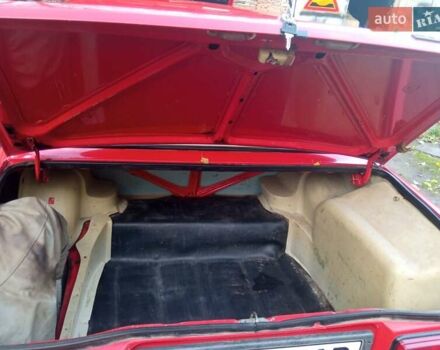ВАЗ 2107 1992 в Львове на Automoto.ua Красный ВАЗ 2107, объемом двигателя 1.5 л и пробегом 35 тыс. км за 1300 $, фото 9 на Automoto.ua