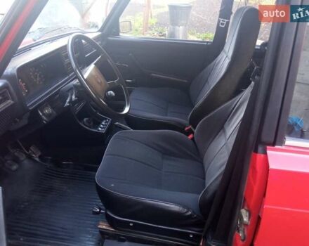 ВАЗ 2107 1992 в Львове на Automoto.ua Красный ВАЗ 2107, объемом двигателя 1.5 л и пробегом 35 тыс. км за 1300 $, фото 11 на Automoto.ua