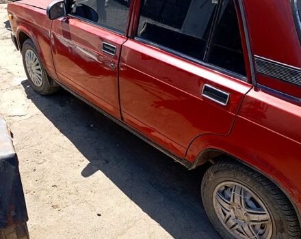 Красный ВАЗ 2107, объемом двигателя 15 л и пробегом 0 тыс. км за 650 $, фото 3 на Automoto.ua