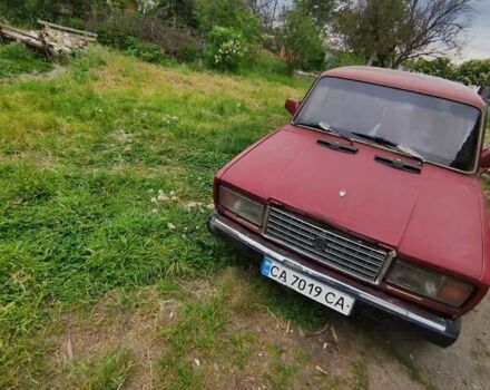 Красный ВАЗ 2107, объемом двигателя 1.3 л и пробегом 75 тыс. км за 719 $, фото 1 на Automoto.ua