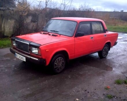 Красный ВАЗ 2107, объемом двигателя 1.5 л и пробегом 250 тыс. км за 1250 $, фото 1 на Automoto.ua
