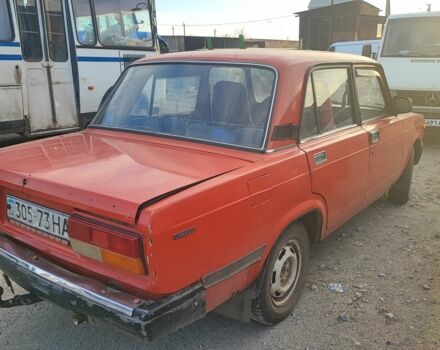Красный ВАЗ 2107, объемом двигателя 0 л и пробегом 11 тыс. км за 310 $, фото 3 на Automoto.ua