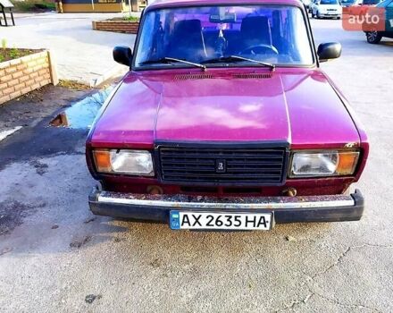 Красный ВАЗ 2107, объемом двигателя 1.5 л и пробегом 610 тыс. км за 600 $, фото 3 на Automoto.ua