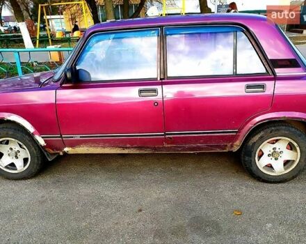 Красный ВАЗ 2107, объемом двигателя 1.5 л и пробегом 610 тыс. км за 600 $, фото 2 на Automoto.ua