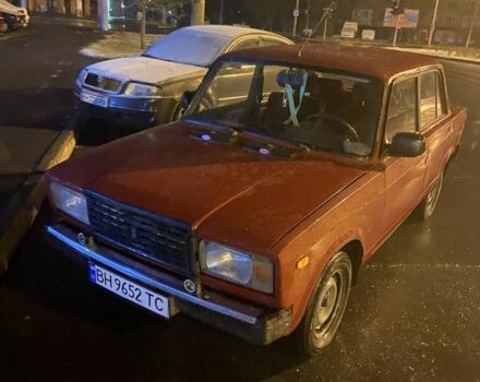 ВАЗ 2107 1994 в Одессе на Automoto.ua Красный ВАЗ 2107, объемом двигателя 1.5 л и пробегом 100 тыс. км за 900 $, фото 6 на Automoto.ua