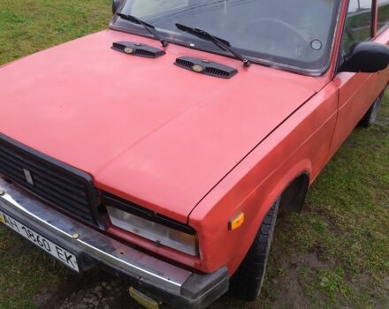 Красный ВАЗ 2107, объемом двигателя 1.6 л и пробегом 100 тыс. км за 714 $, фото 2 на Automoto.ua