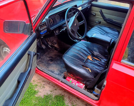 Красный ВАЗ 2107, объемом двигателя 1.5 л и пробегом 0 тыс. км за 1000 $, фото 6 на Automoto.ua