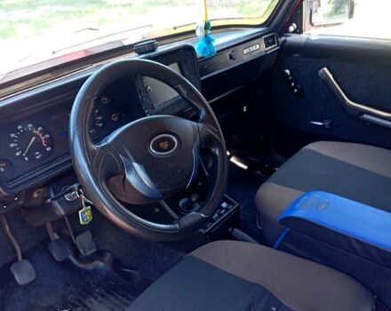 Красный ВАЗ 2107, объемом двигателя 1.5 л и пробегом 0 тыс. км за 850 $, фото 8 на Automoto.ua
