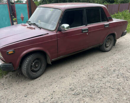 Красный ВАЗ 2107, объемом двигателя 1.5 л и пробегом 100 тыс. км за 555 $, фото 1 на Automoto.ua