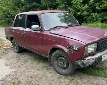 Красный ВАЗ 2107, объемом двигателя 1.5 л и пробегом 100 тыс. км за 555 $, фото 5 на Automoto.ua