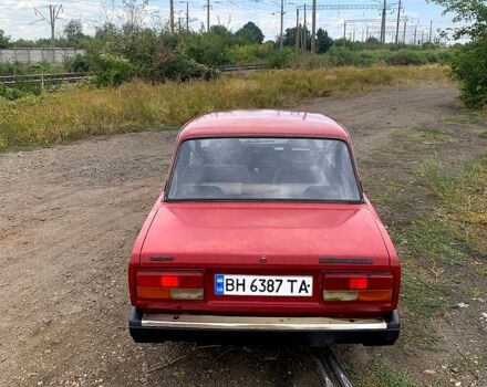 Красный ВАЗ 2107, объемом двигателя 1.5 л и пробегом 0 тыс. км за 950 $, фото 2 на Automoto.ua