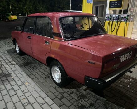 ВАЗ 2107 1994 в Смеле на Automoto.ua Красный ВАЗ 2107, объемом двигателя 0 л и пробегом 200 тыс. км за 559 $, фото 4 на Automoto.ua