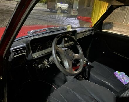 ВАЗ 2107 1994 в Смеле на Automoto.ua Красный ВАЗ 2107, объемом двигателя 0 л и пробегом 200 тыс. км за 559 $, фото 3 на Automoto.ua