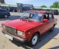 Красный ВАЗ 2107, объемом двигателя 1.5 л и пробегом 70 тыс. км за 550 $, фото 1 на Automoto.ua