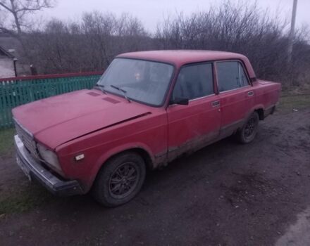 Красный ВАЗ 2107, объемом двигателя 0 л и пробегом 275 тыс. км за 593 $, фото 2 на Automoto.ua