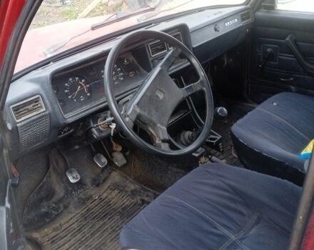 Красный ВАЗ 2107, объемом двигателя 1.3 л и пробегом 150 тыс. км за 550 $, фото 4 на Automoto.ua