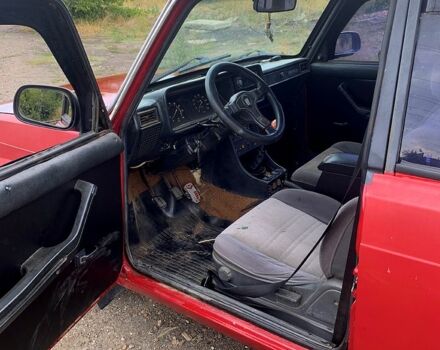 Красный ВАЗ 2107, объемом двигателя 1.5 л и пробегом 0 тыс. км за 950 $, фото 5 на Automoto.ua