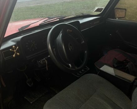 ВАЗ 2107 1995 в Смеле на Automoto.ua Красный ВАЗ 2107, объемом двигателя 1.5 л и пробегом 86 тыс. км за 750 $, фото 5 на Automoto.ua