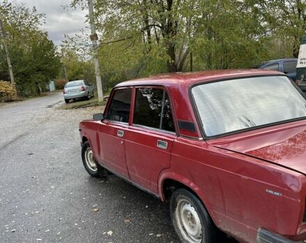 ВАЗ 2107 1995 в Краматорске на Automoto.ua Красный ВАЗ 2107, объемом двигателя 1.5 л и пробегом 3 тыс. км за 1050 $, фото 4 на Automoto.ua