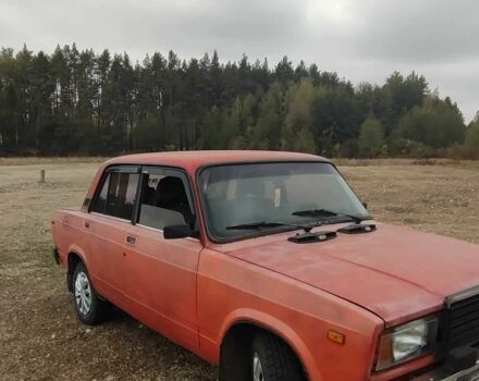 Красный ВАЗ 2107, объемом двигателя 1.5 л и пробегом 158 тыс. км за 615 $, фото 5 на Automoto.ua