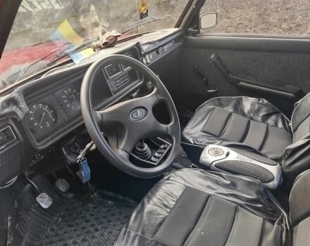 Красный ВАЗ 2107, объемом двигателя 1.5 л и пробегом 234 тыс. км за 591 $, фото 3 на Automoto.ua